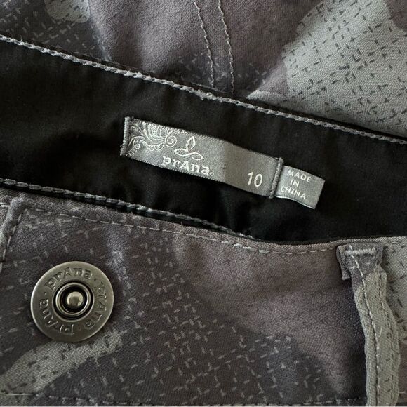 PrAna Granite Gray Camo Sky Canyon Jogger Pants Size 10 - Picture 11 of 12